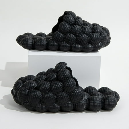

WarmthandFish Peanut Slippers