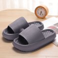 thumbnail image 1 of Nuevas zapatillas de plataforma suave para mujer, verano 2024, chanclas de suela gruesa con diseño de nubes, chanclas ligeras antideslizantes de EVA para mujer, talla grande 45, 1 of 4