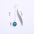 thumbnail image 2 of Exquisitos marcadores de metal con forma de pluma, colgante plateado con cuentas luminosas para amantes de la lectura, 2 of 4