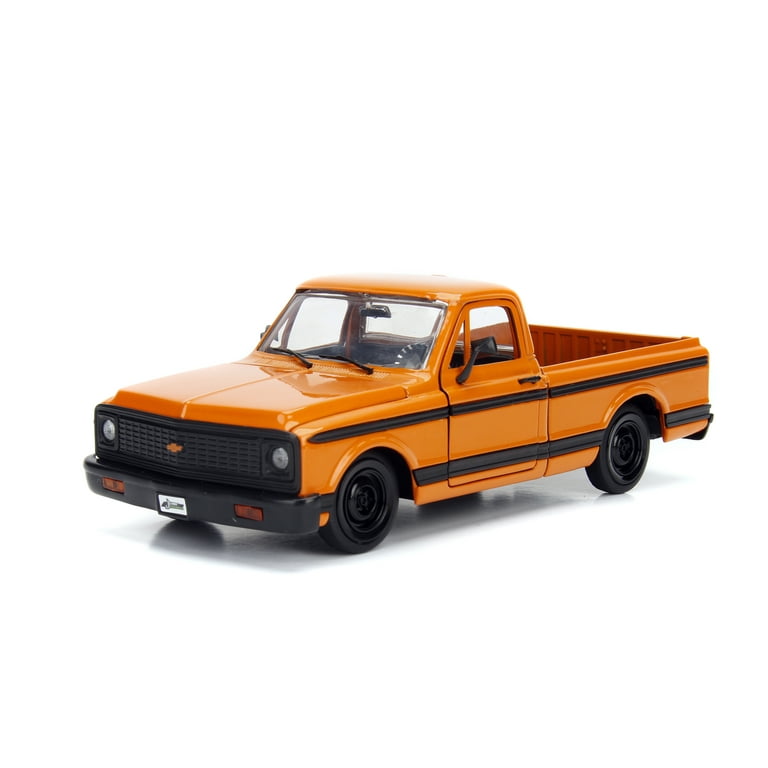 Vintage 1990s Danbury Mint 1972 Chevrolet Cheyenne Diecast