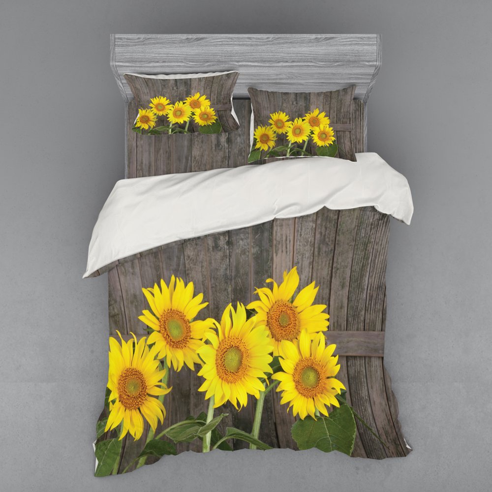 Sunflower Duvet Cover Set, Helianthus Sunflowers Against Weathered Aged Fence Summer Garden