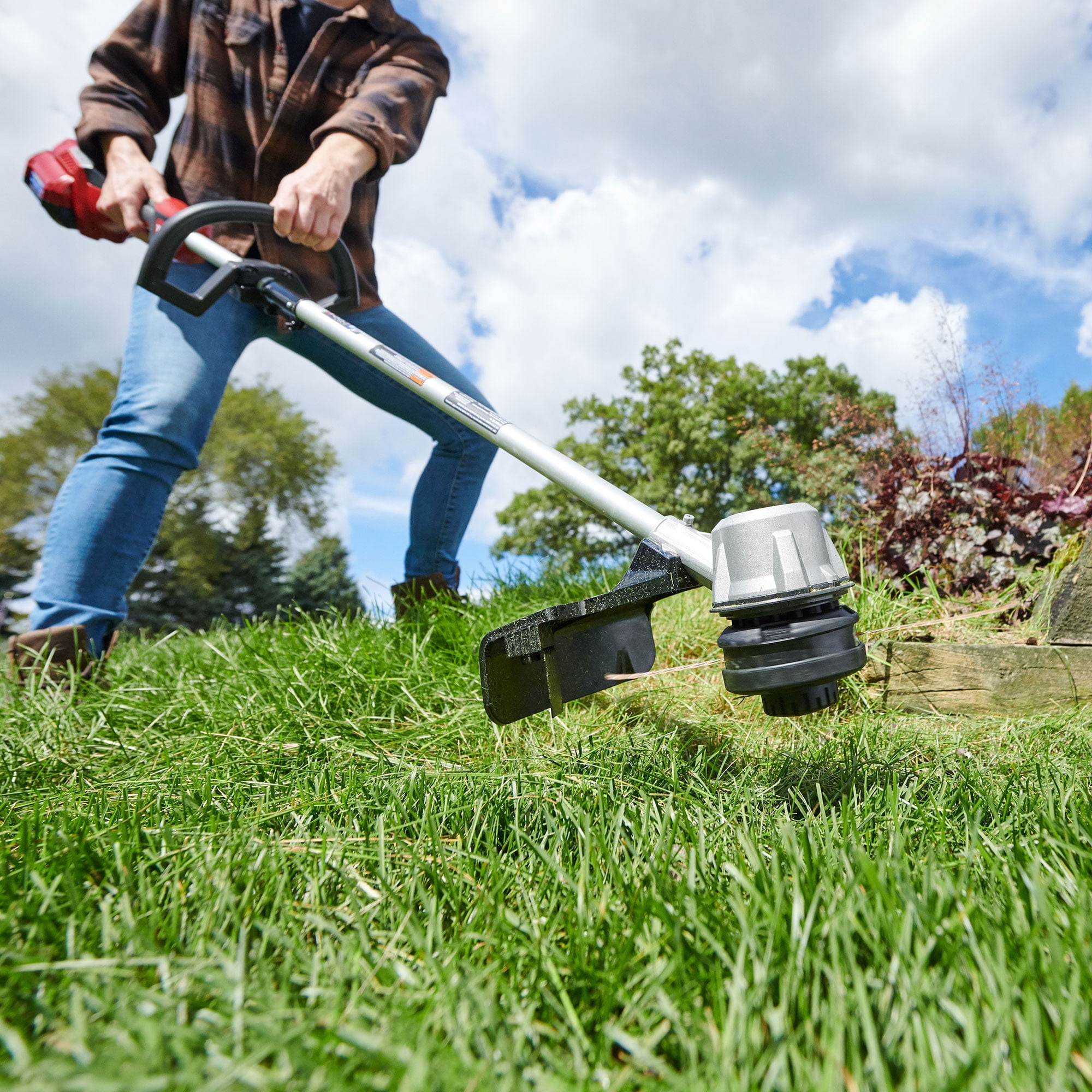 Toro Flex Force 60V Lithium-Ion Brushless Cordless 14/16'' String Trimmer