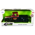 thumbnail image 3 of Camionnette Ford F-100 1956 « Mickey Thompson Performance Pneus et Roues » Voiture Modèle Moulée sous Pression Métallique Noire et Rouge 1/24 par Jada, 3 of 3