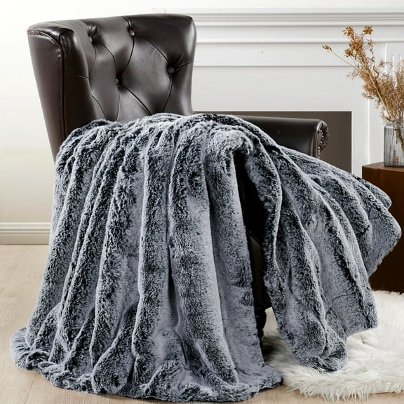 Home Soft Things Heavy Faux Fur Throw - Black - 50" x 60"