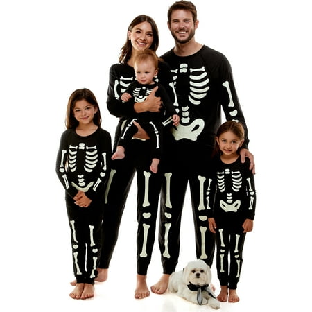 

Derek Heart Glow-In-The-Dark Skeleton Matching Halloween Family Pajama Set