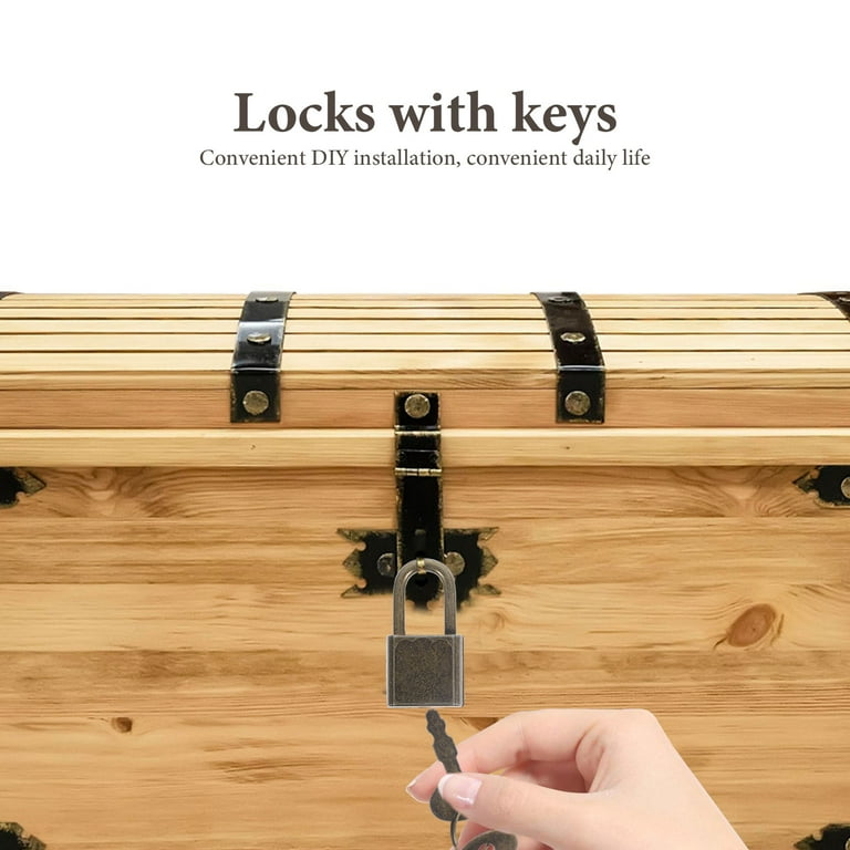 Toy chest with on sale lock