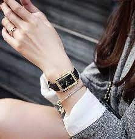 GUESS Women display picture 1