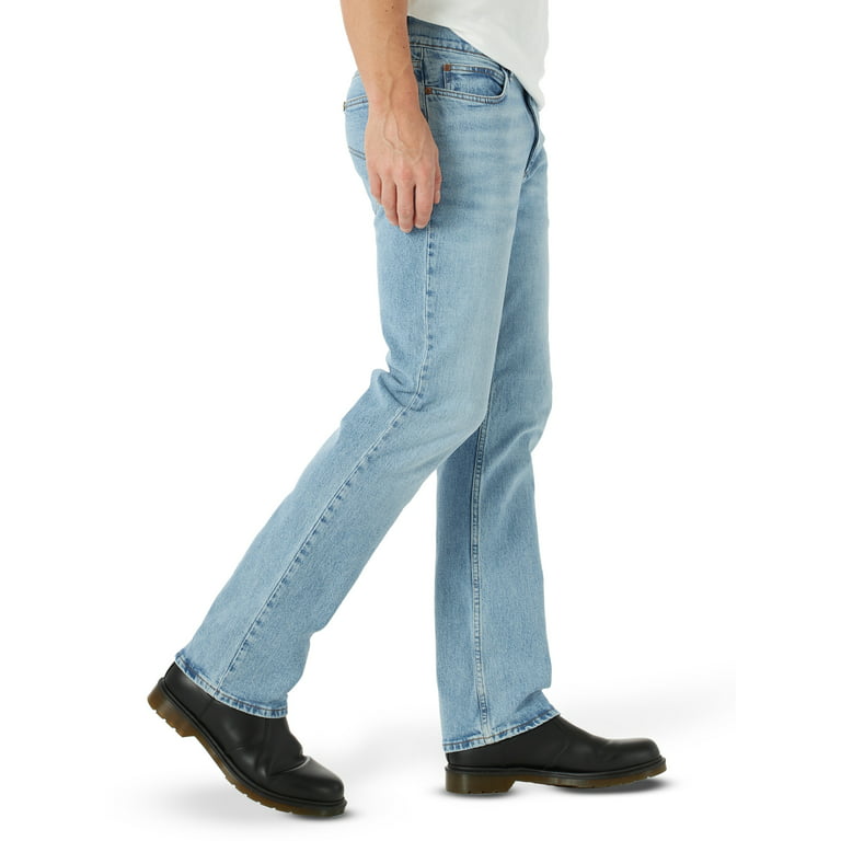 Lee Men\'s Legendary Denim Regular Bootcut Stretch Jeans