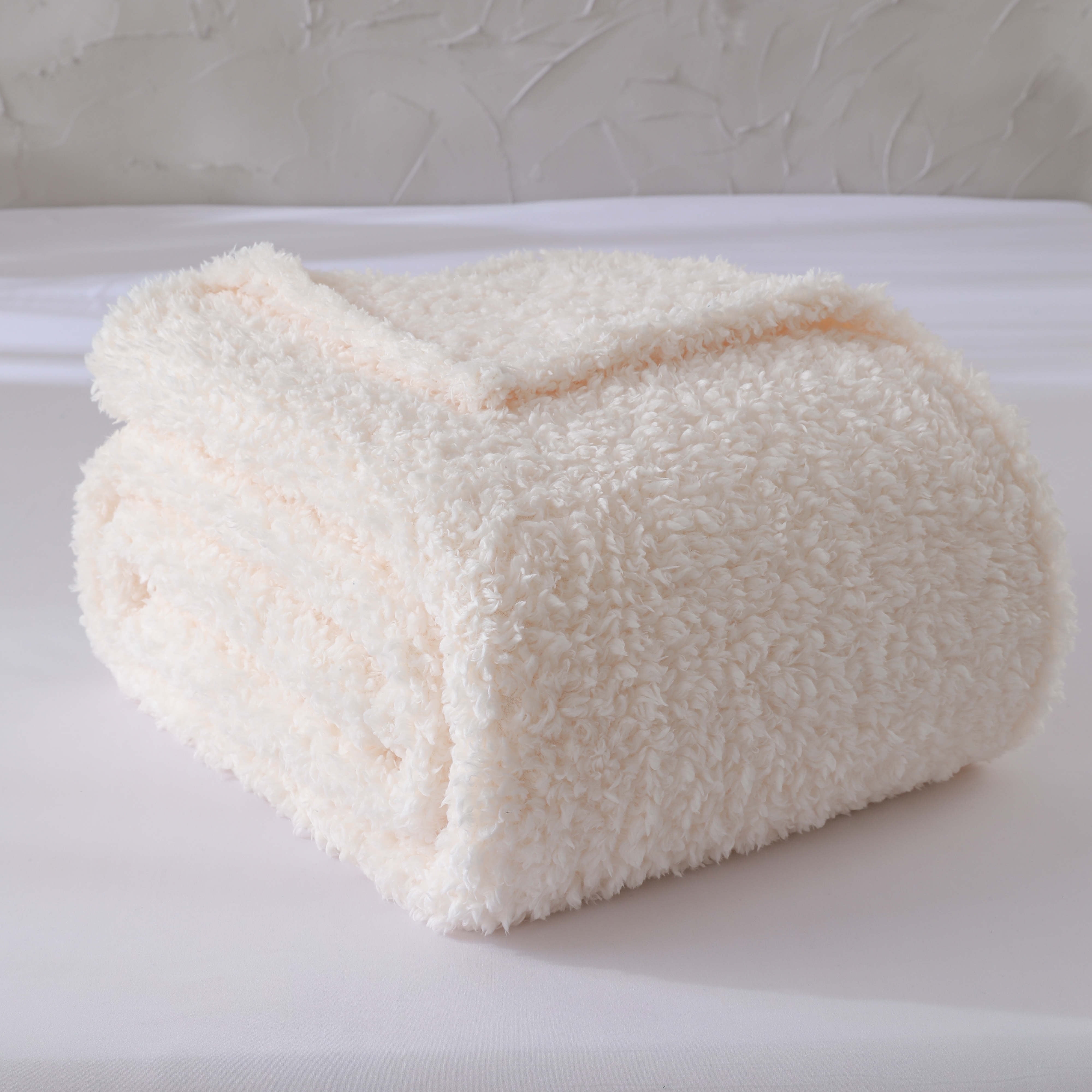 Mainstays Faux Shearling Blanket, Ivory, Full/Queen 90"X90", for Adult