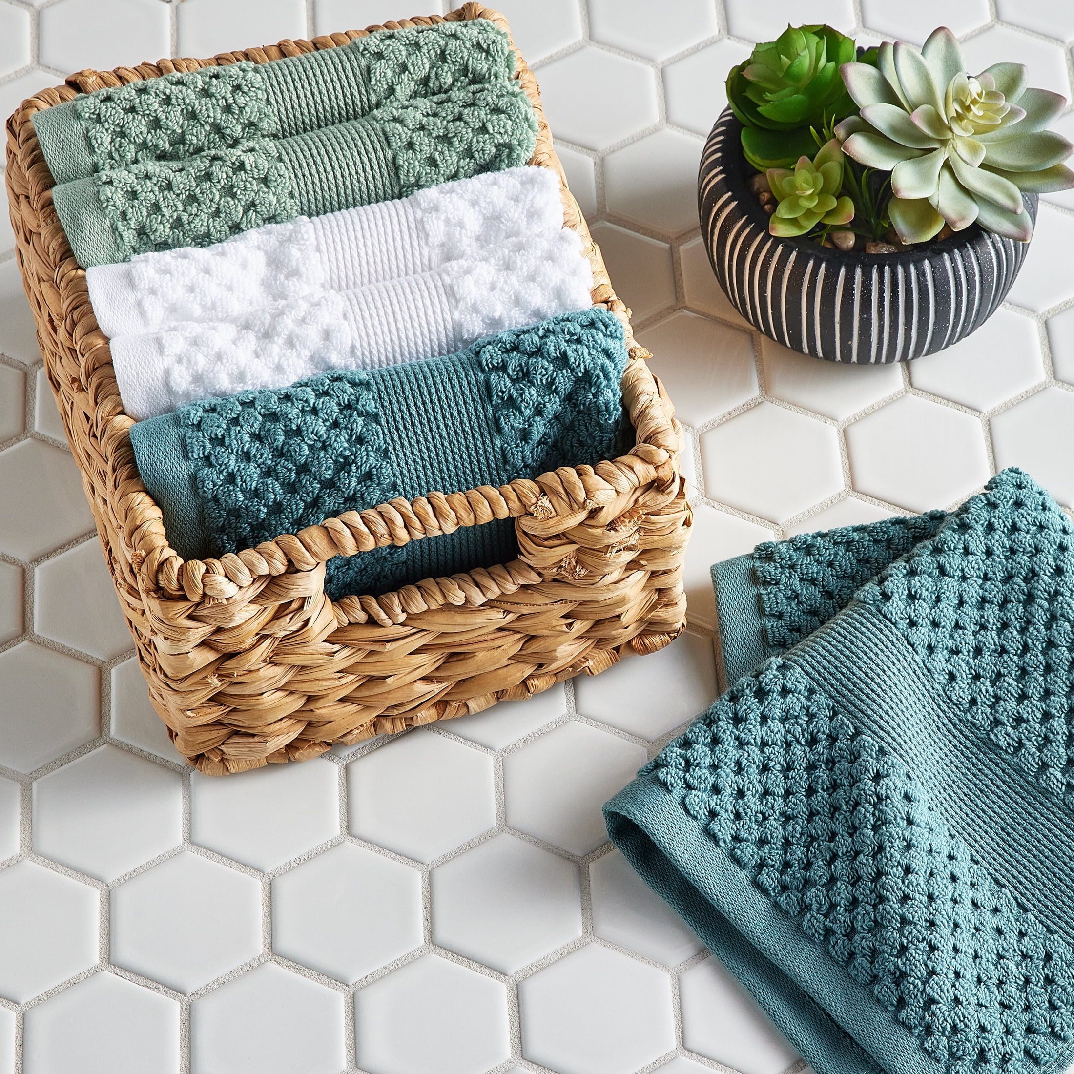 Better Homes & Gardens Signature Soft Cotton Popcorn Textured 6pk Washcloth Bundle, Green