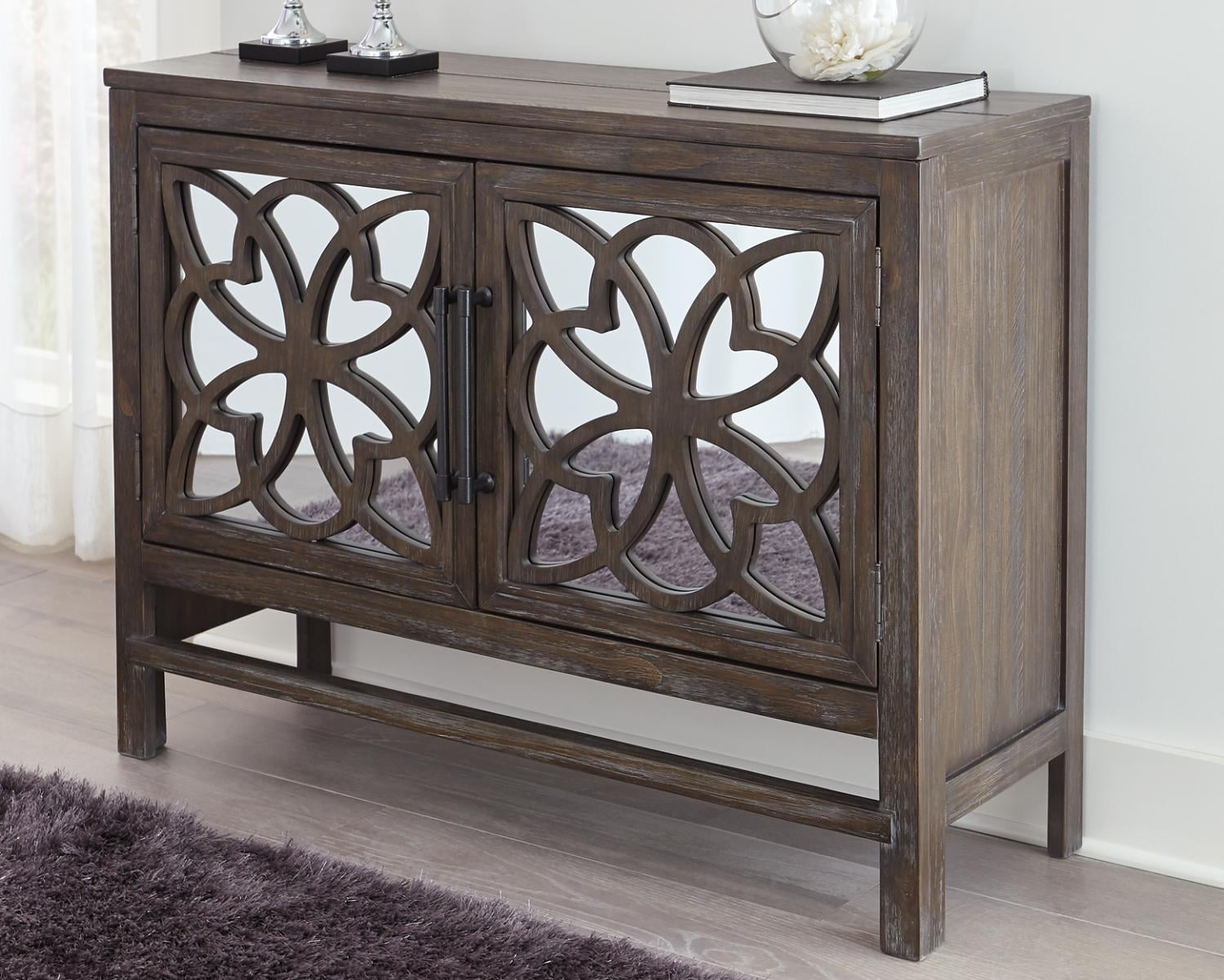 Ashley alvaton on sale accent cabinet