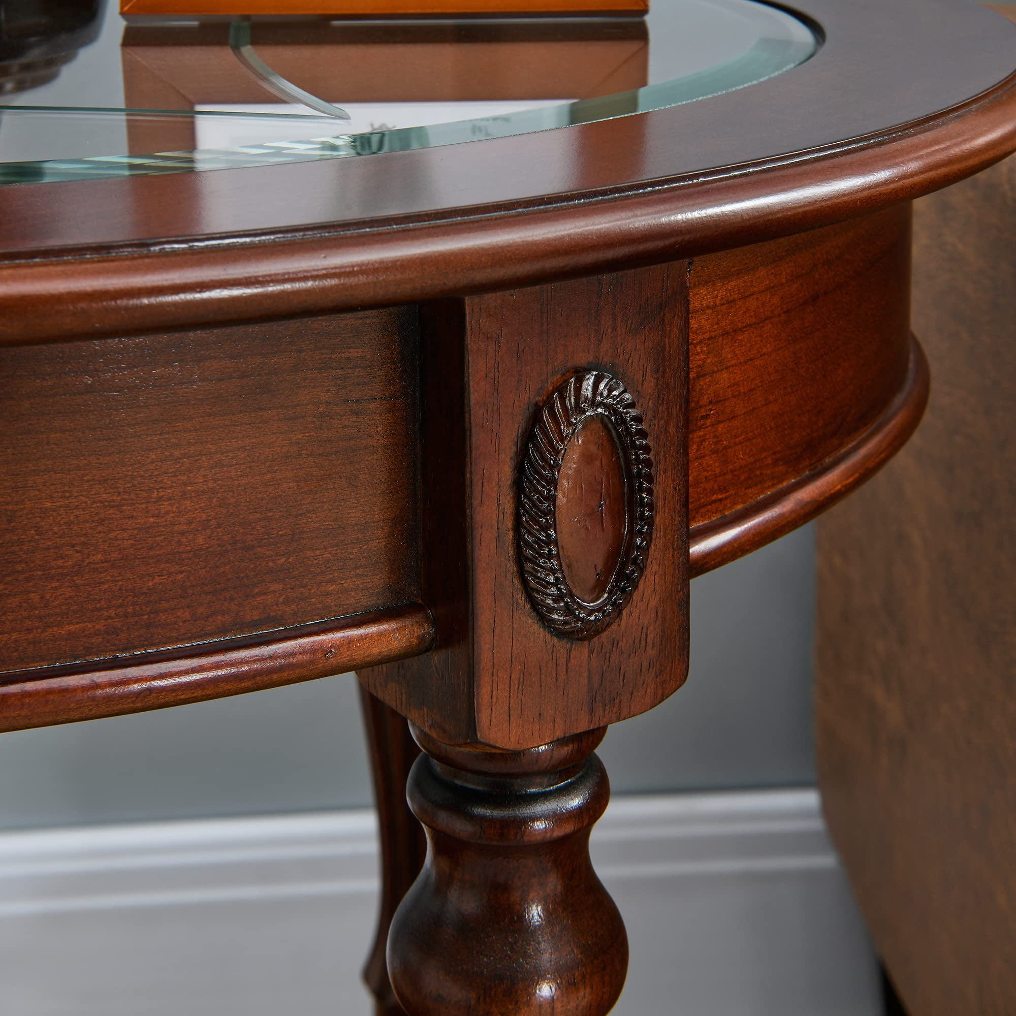 JESONVID Traditional Solid Wood Oval End Table with Tempered Glass Top，2 tier Side Table for Living Room Bedroom,Cherry Walnut