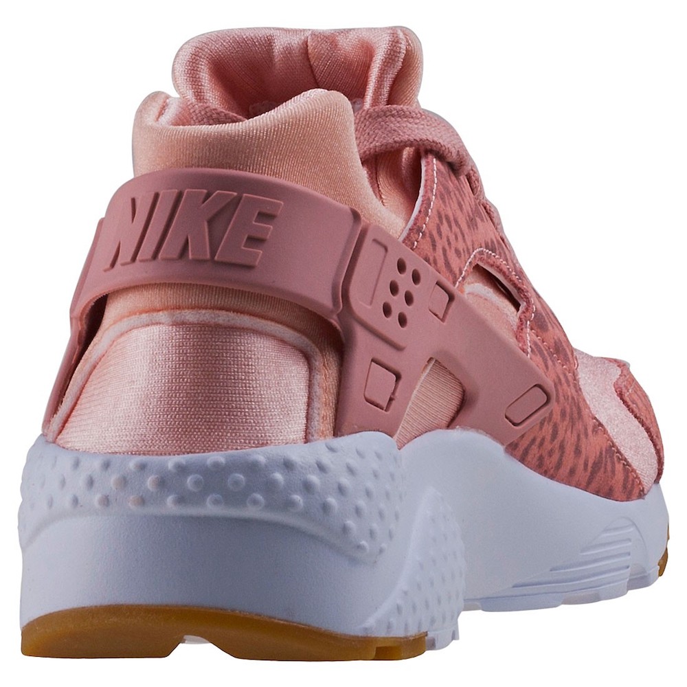 Nike Girls Huarache Run SE  Running Shoe - image 6 of 6