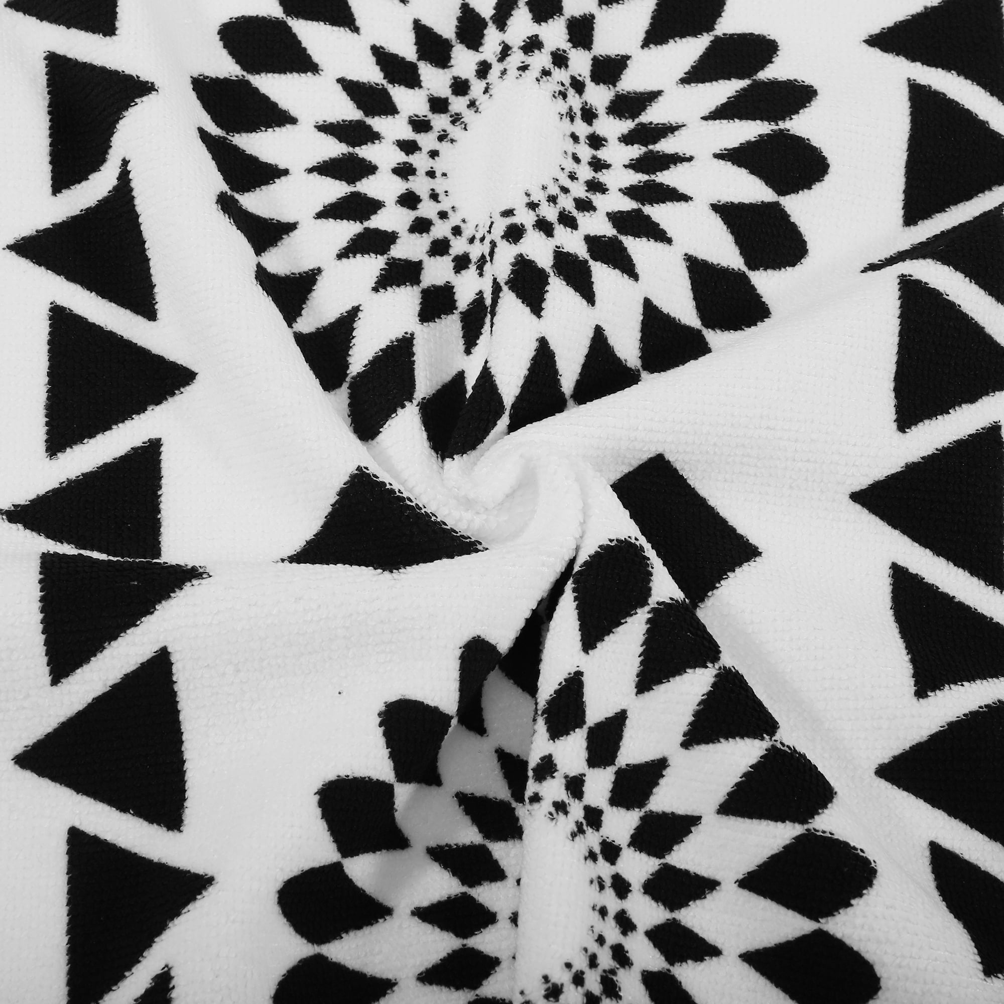 Unique Bargains Soft Absorbent Beach Towel Geometry Pattern Black White 59"x30" 1 Pc
