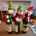thumbnail image 4 of Moyic Cubierta de la botella de vino Navidad Papá Noel Abrazo Cocina de comedor Manga Decoración Protección Año Nuevo Accesorios de Kits de decoración para fiestas Muñeco de nieve, 4 of 6