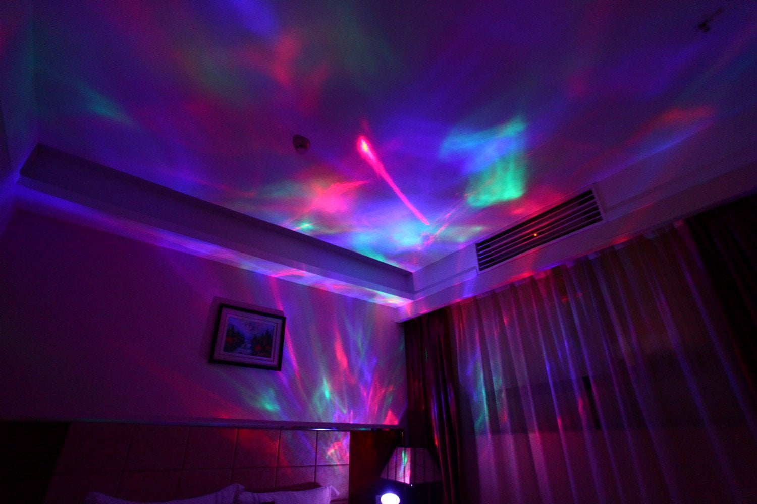 Soaiy Ocean Wave Night Light Projector Aurora Night Light