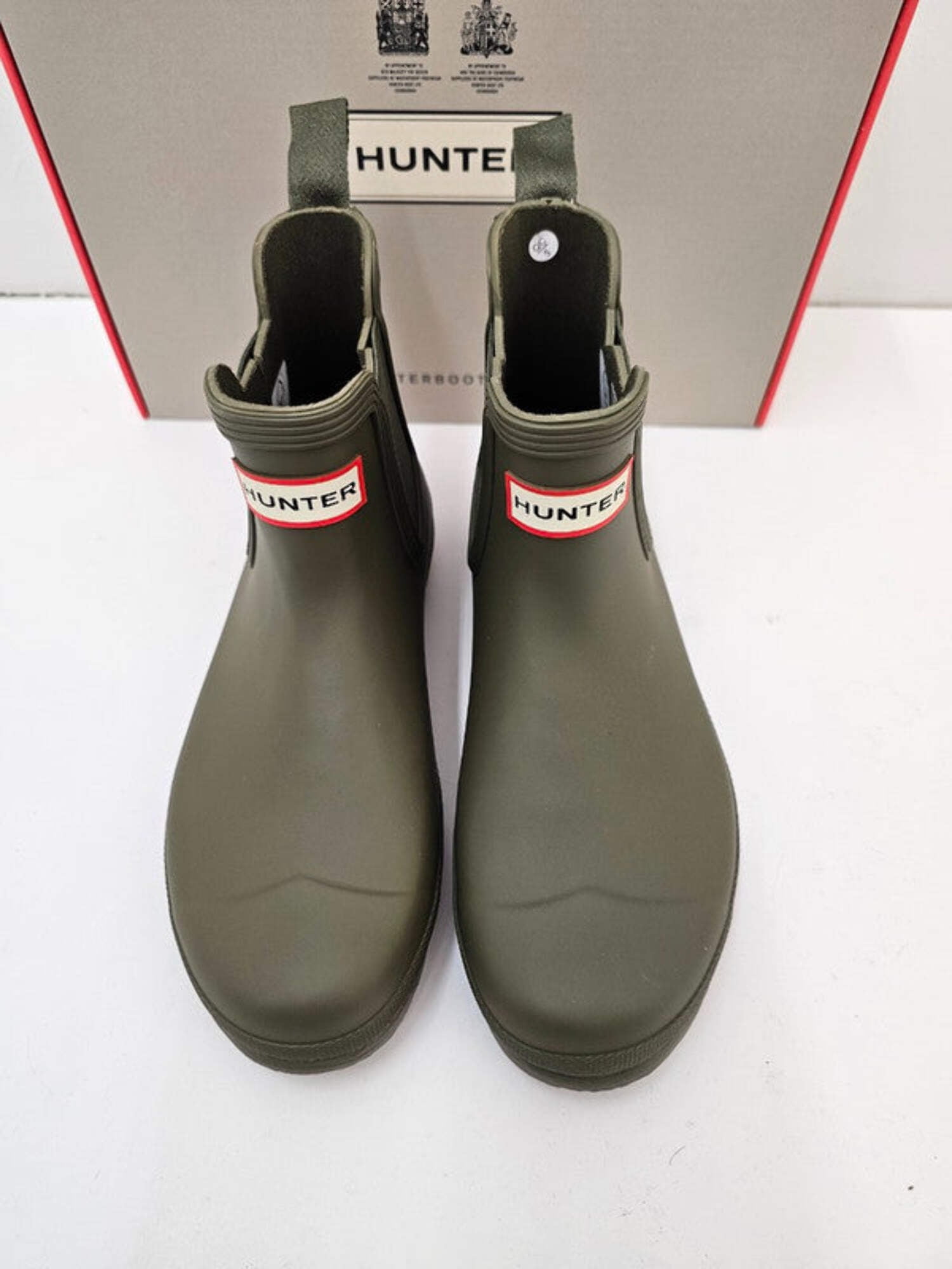 ☆HUNTER☆ WOMEN Original Chelsea Rain Boots Olive Leaf WFS2 Amazon.com | Hunter Women's Original Chelsea Boots, Black, 5