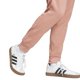 thumbnail image 3 of Pantalones adidas Essentials Feel Cozy de forro polar para hombre, color blanco y arcilla cálida, 3 of 4