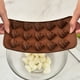 thumbnail image 1 of Molde de silicona para chocolate con 15 compartimentos, bandeja para cubitos de hielo, pasteles, dulces, galletas y pudín (juego de 2, marrón, blanco) ER, 1 of 3
