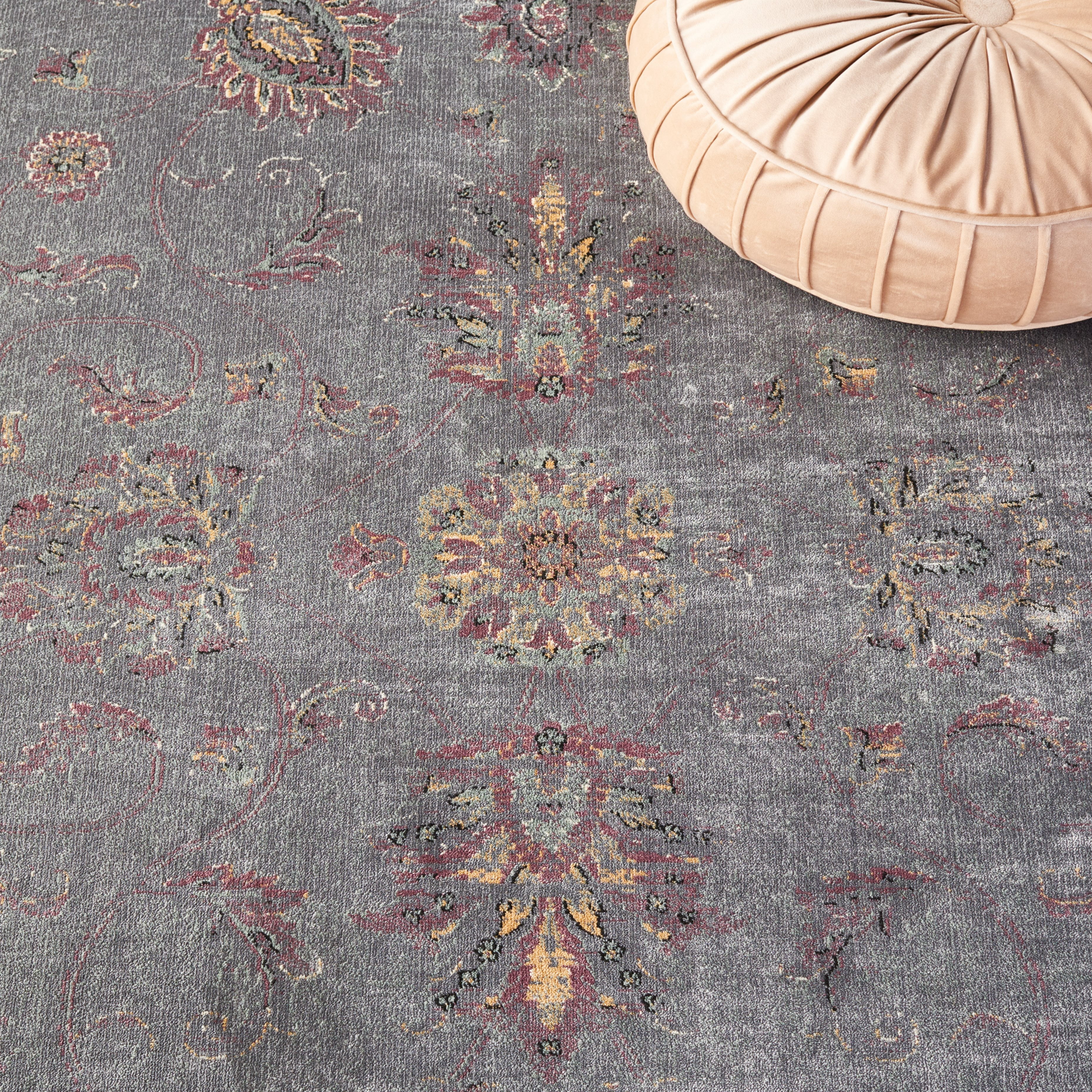 SAFAVIEH Vintage Jaxon Bordered Area Rug, Grey/Multi, 2'7" x 4'