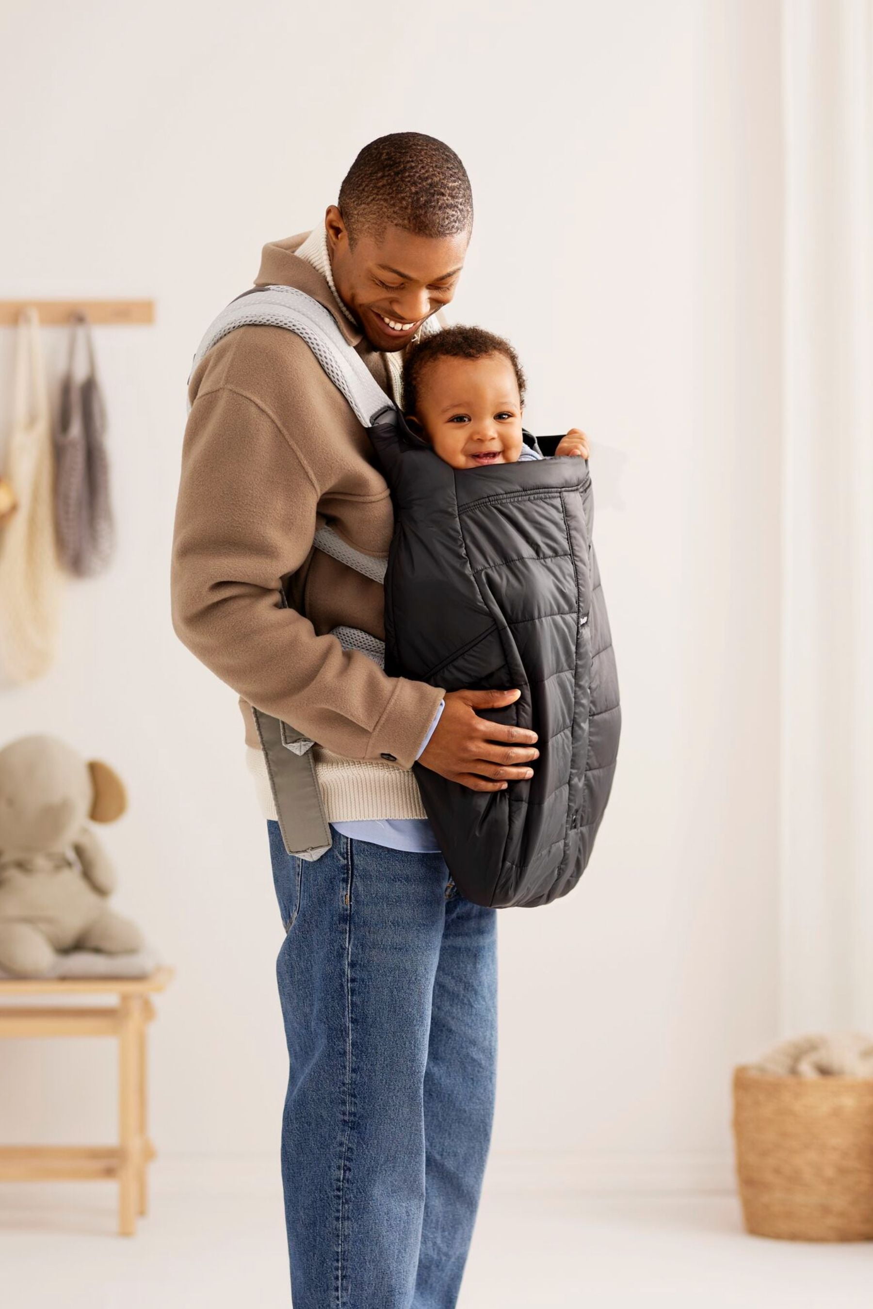 BabyBjorn Winter Cover for Baby Carrier, Black