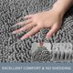 thumbnail image 2 of Alfombra de baño LOCHAS Luxury Shaggy de 60 x 90 cm, color gris claro, 2 of 7