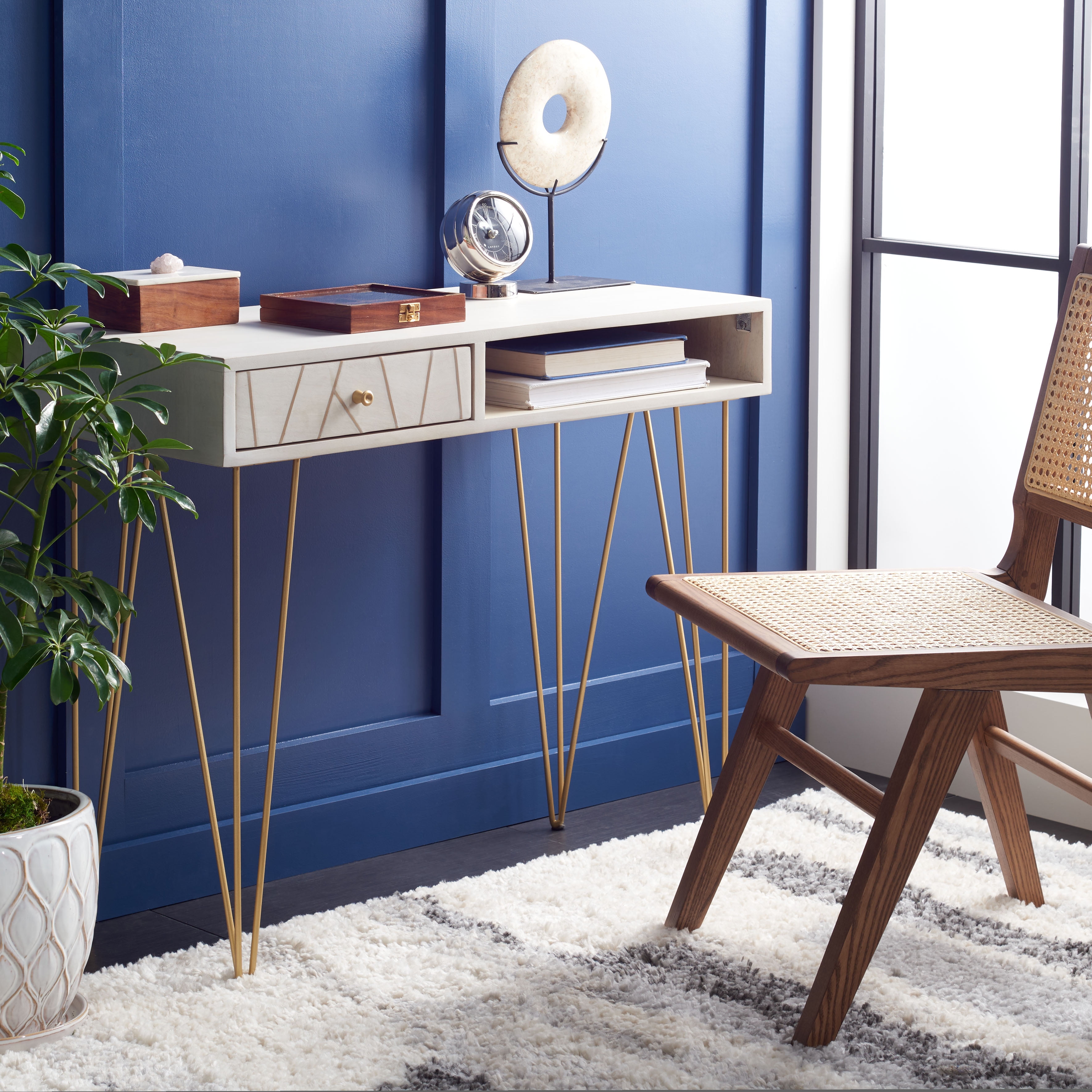 SAFAVIEH Marigold Mid-Century w/ Drawer Writing Desk, White Wash/Brass