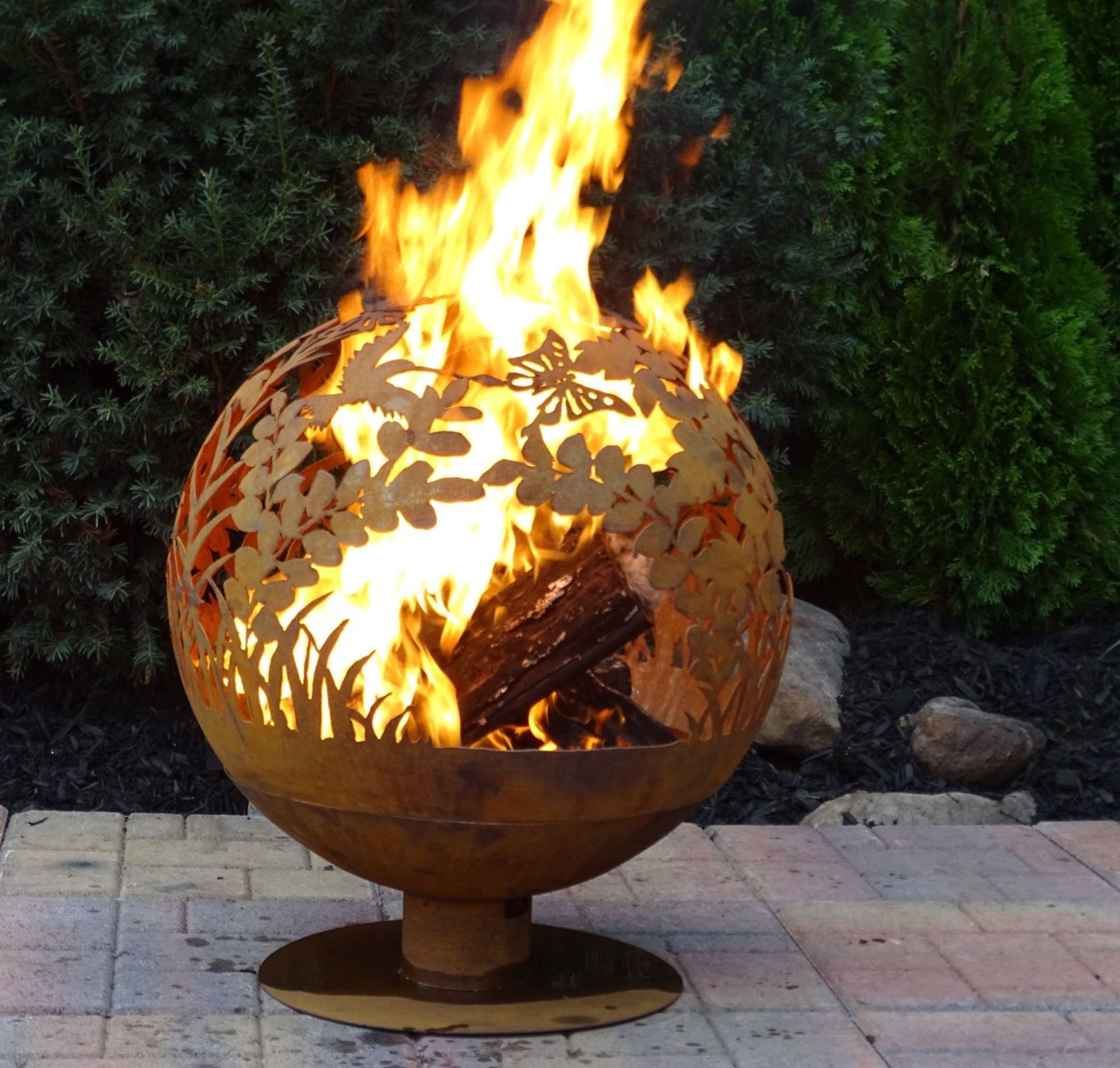 Esschert Design 28" Brown Rustic Finish Large Garden Outdoor Fire Sphere - image 2 of 2