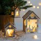 thumbnail image 4 of Adornos para árbol de Navidad con luz LED para festivales, casas de madera, decoración del hogar, regalo de madera, decoración de ventanas (incluye batería) 3 LR1130, 4 of 5