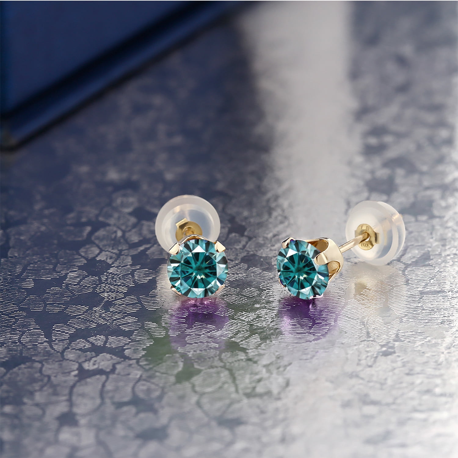 Gem Stone King 10K Yellow Gold Stud Earrings for Women Men Blue Round Moissanite 1.00cttw