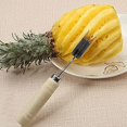thumbnail image 3 of Pelador de piña de acero inoxidable, cuchillo triangular para piña con mango de madera, pelador de piña en forma de V de 17cm, 3 of 5