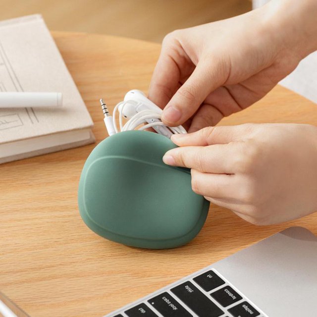 Elodie Portable Silicone Earphone Earbud Storage Carry Case Date Cord Cable Storage Organizer Pouch Case Container Headset Green