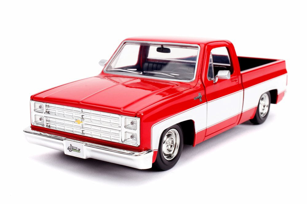 1985 CHEVY C10  1:24 SCALE  DIECAST COLLECTOR  MODEL CAR 