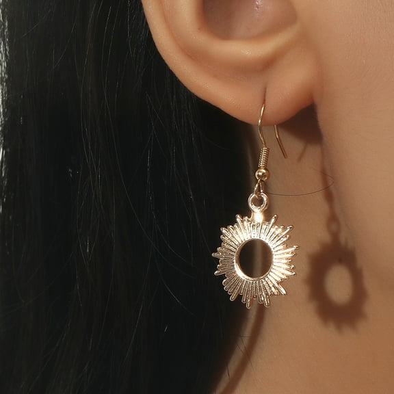 2pair Vintage Elegant Style Golden Sun Design Dangle Earrings -  Creative Hollow Design, Daily Wear Accessories for Women - Perfect for Any Occasion