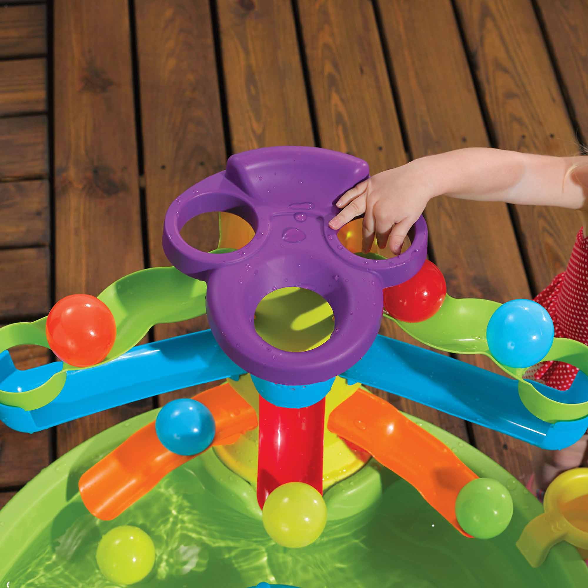 step2 busy ball water table with a scoop and ten balls included