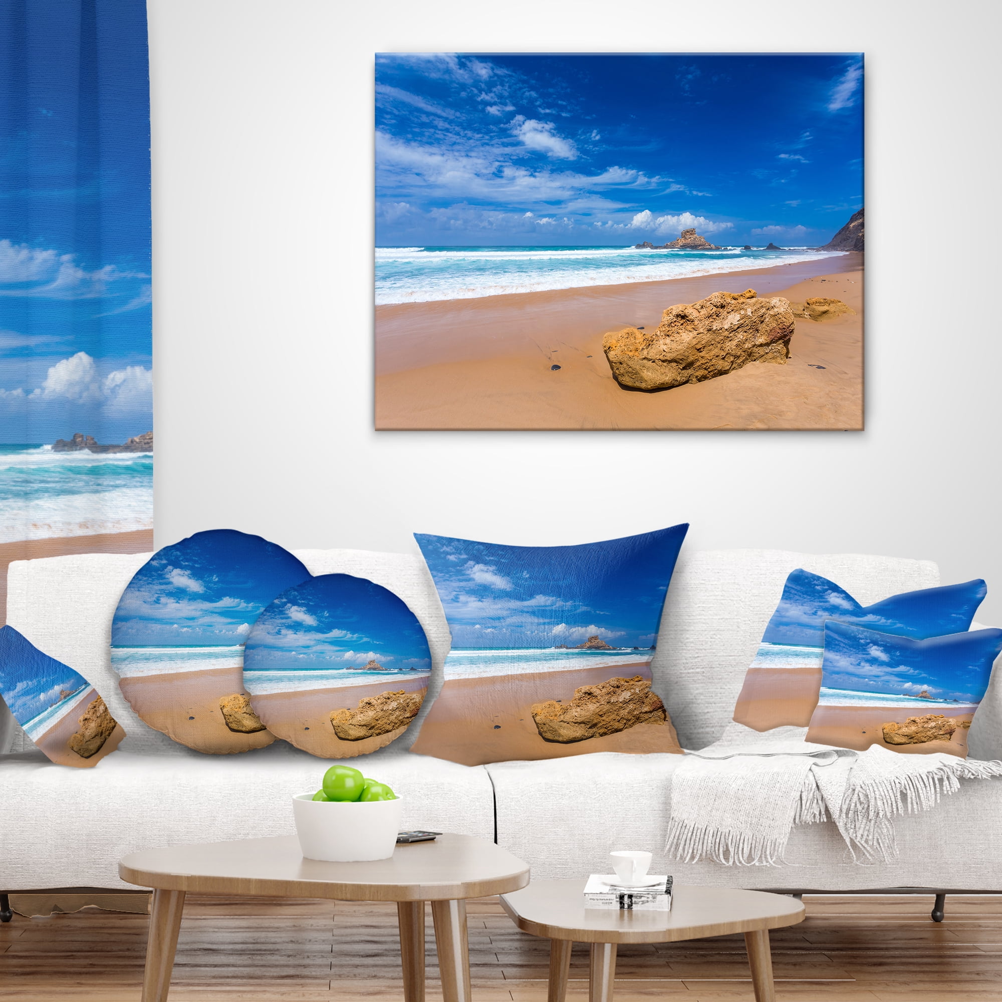 Designart Huge Brown Rock in Atlantic Seashore - Seascape Throw Pillow - 16x16