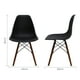 thumbnail image 3 of Set de comedor Mundo In cristal 120 cm Oslo y 4 sillas Eames Negro base Nogal, 3 of 9