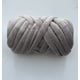 thumbnail image 1 of Granjero Gordo Hilo de punto grueso de terciopelo de 500 g, hilo grueso de tubo gigante súper suave, hilo de crochet esponjoso hecho a mano para bricolaje, gris, 1 of 4