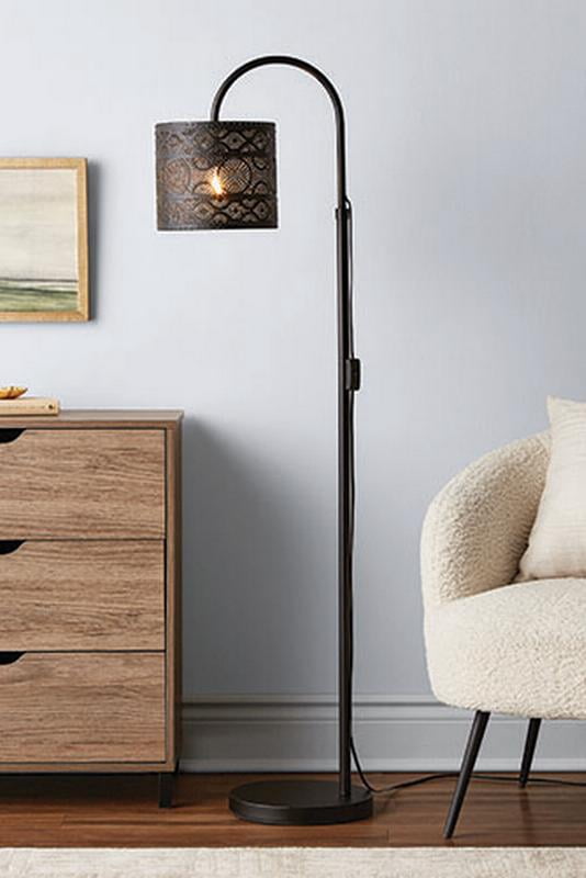 Mainstays 58 inch Metal Floor Lamp - Walmart.ca