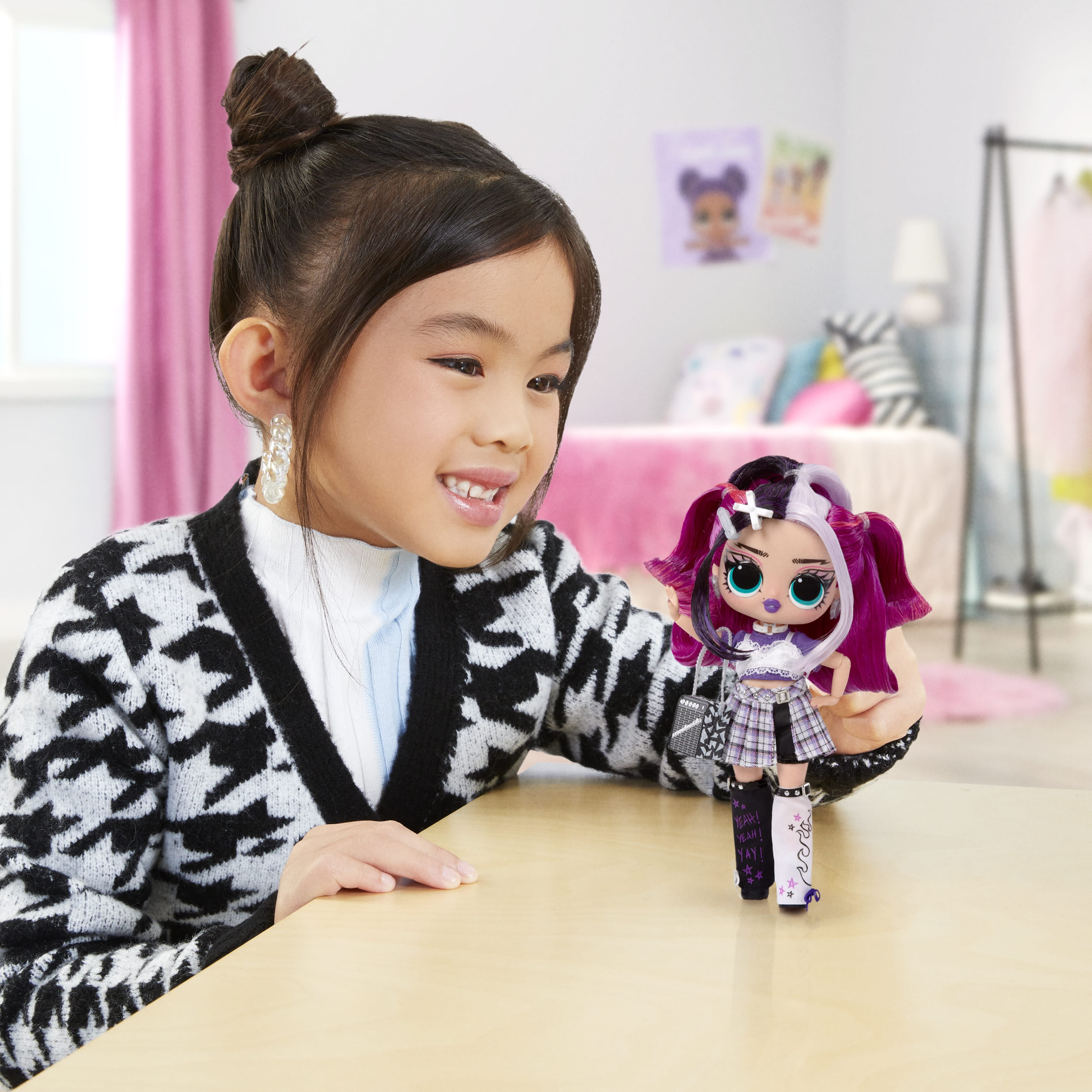 LOL Surprise Tweens Series 4 Fashion Doll Jenny Rox with 15 Surprises and Fabulous Accessories – Great Gift for Kids Ages 4+