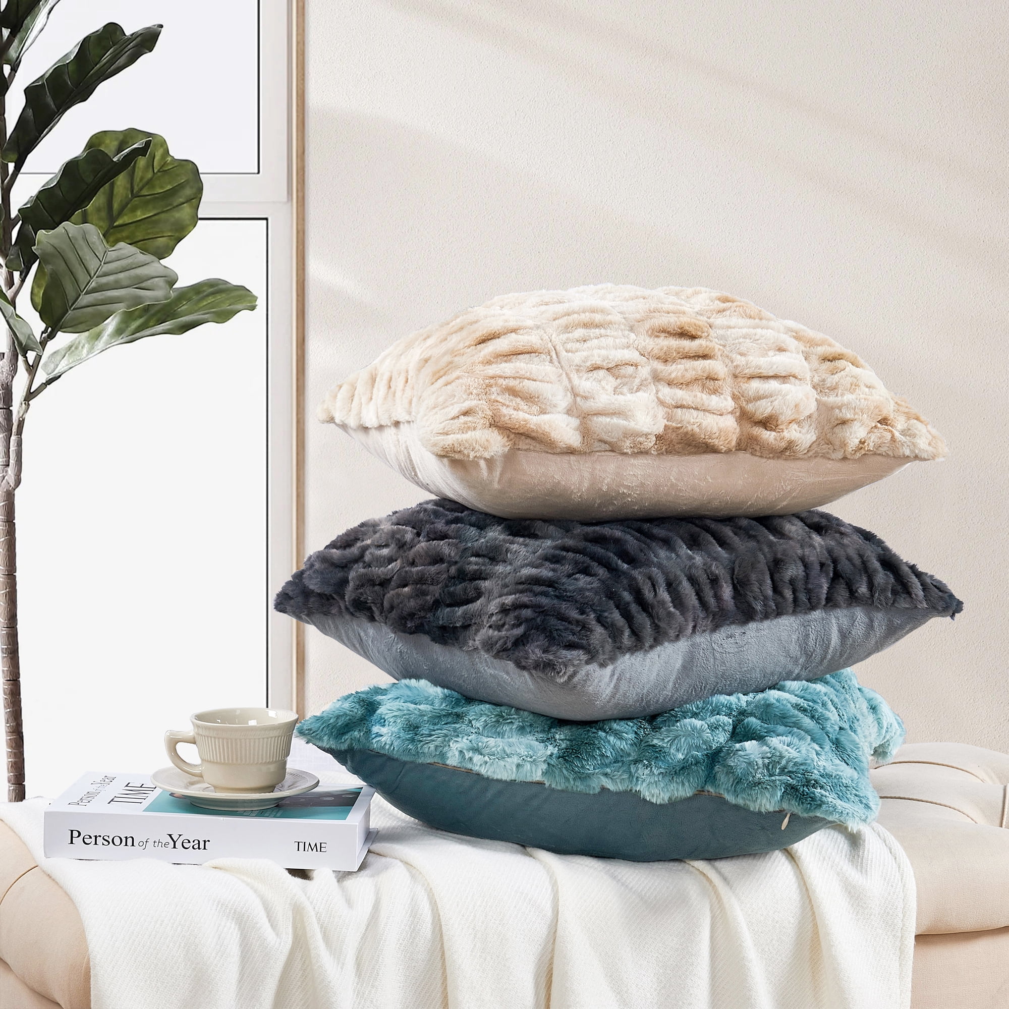 Home Soft Things Shar Pei Faux Fur Decorative Throw Pillow Covers, Soft Velvety Pillow Cases Cushion Covers, No Pillow Insert, Set of 2, Meteorite, 20" x 20"