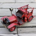 thumbnail image 2 of Camión de Modelo Rojo Europeo Vintage Mini Clásico Metal Decorativo Hierro Coche Estatua Vehículo para regalos de vacaciones, 2 of 9