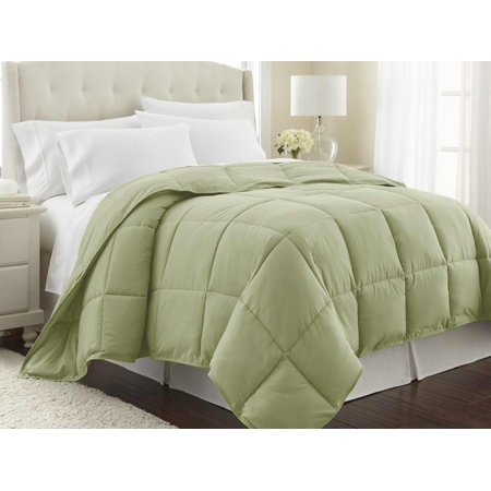 All Seasons Lightweight Down Alternative Comforter With Corner