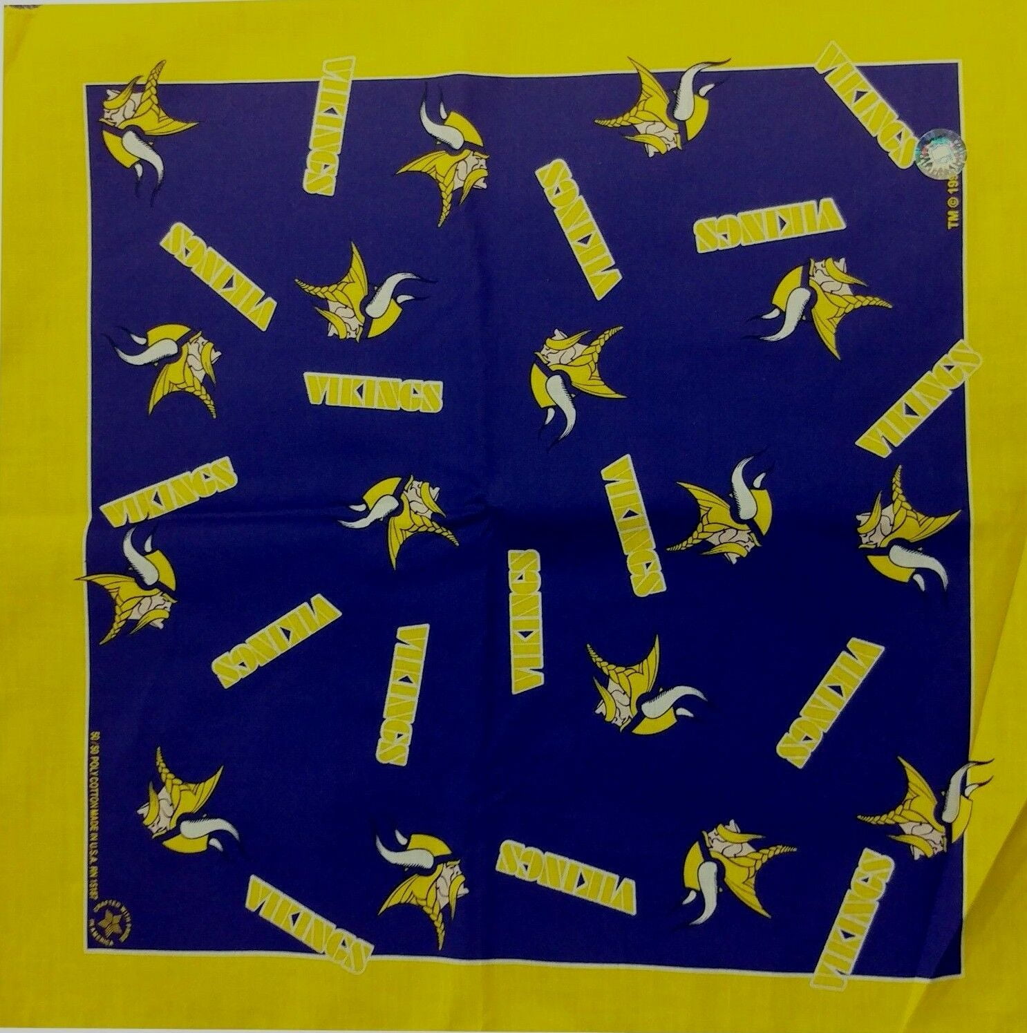 Vikings Bandana 22 x 20 - Walmart.com