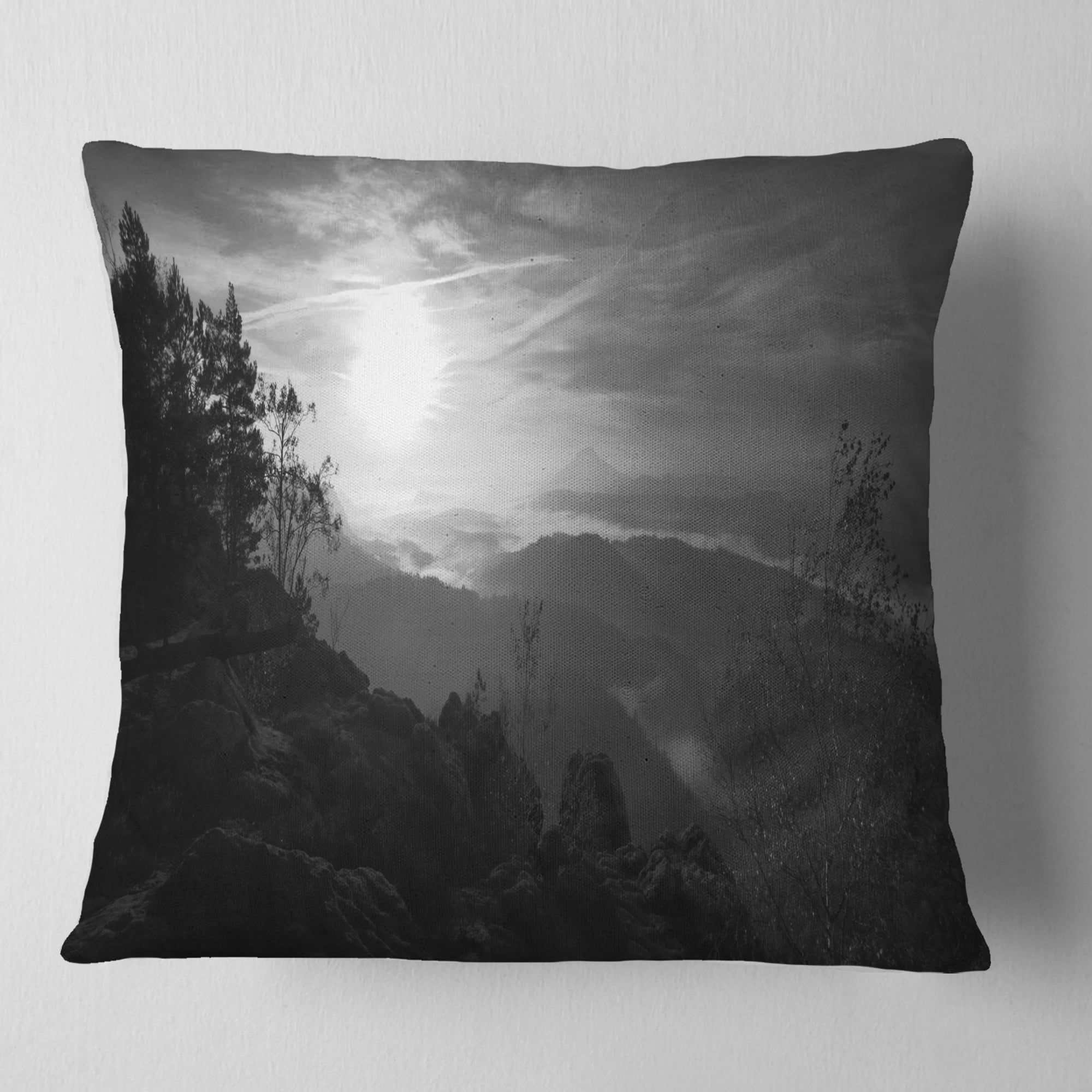 Designart Sandstone Peaks and Hills - Landscape Photo Throw Pillow - 18x18
