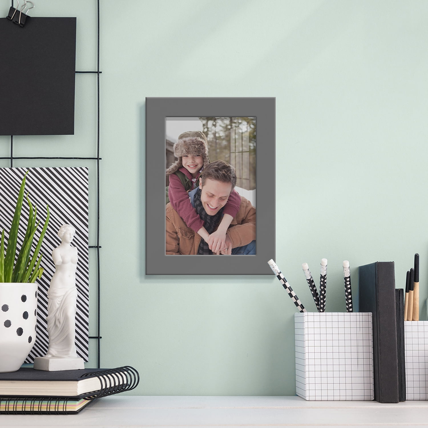 Modern 4 in. x 6 in. Grey Picture Frame (Set of 2)