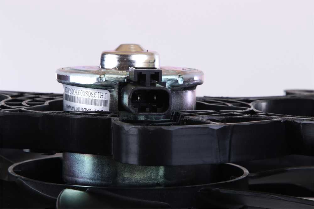 Nissens 85635 Engine Cooling Fan Assembly