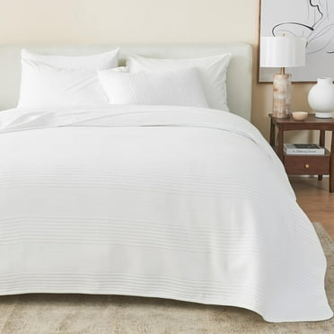 King White Quilt Set with Shams - Cotton Blend Jersey Knit Channel Stitch 3-Piece Bedspread Coverlet for Men & Women - All Seasons, Heathered Quilt Set (King, White)