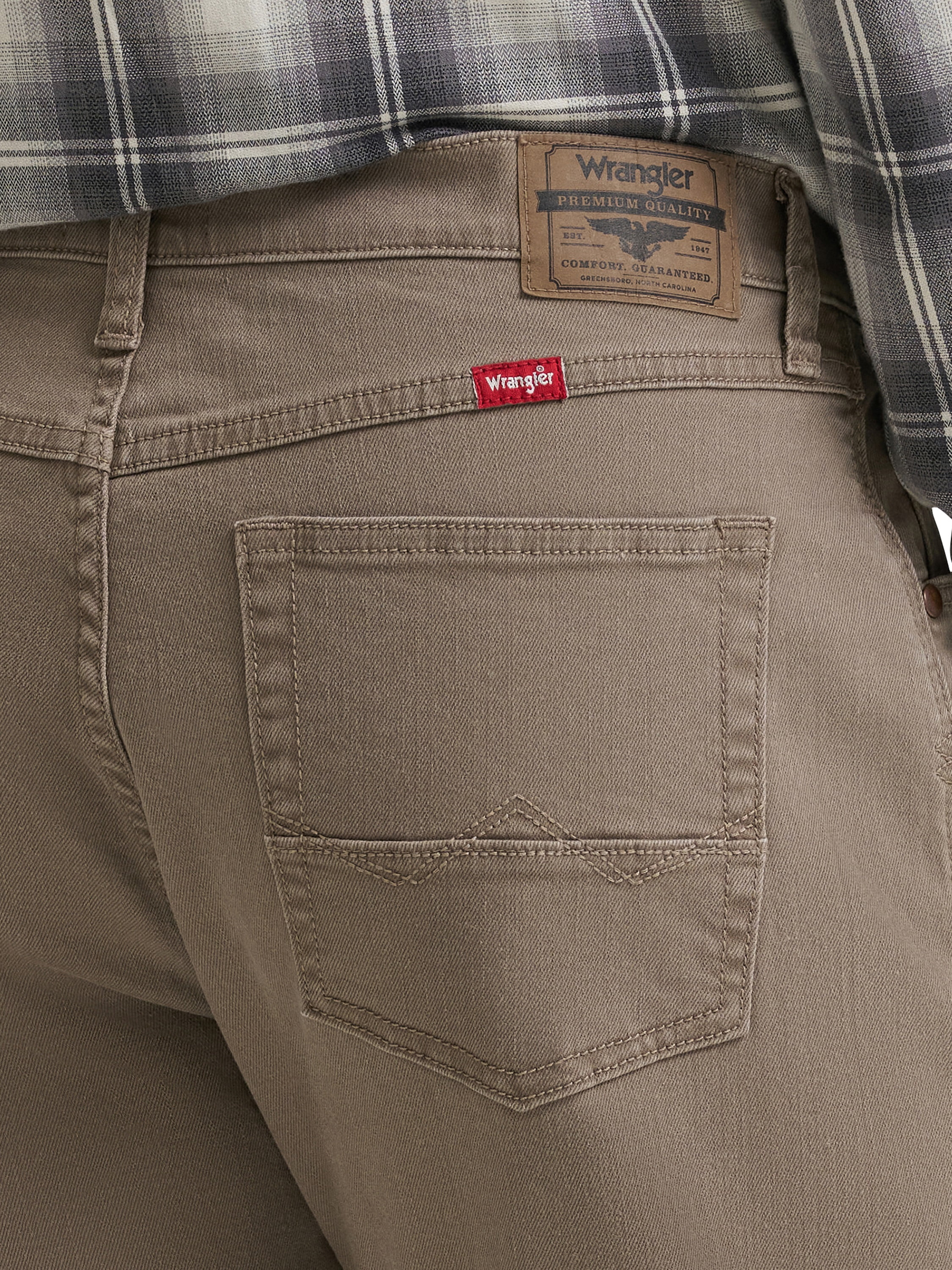 Wrangler Men's Athletic Fit Jean