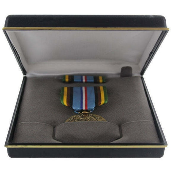 US Armed Forces Expeditionary Medal Award Presentation Set Official Licensed